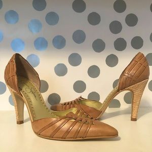 Jessica Simpson Tan Pumps